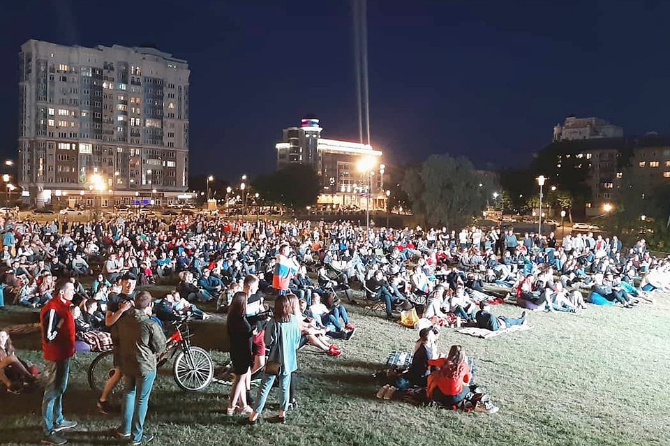 Липчане вновь посмотрят хоккейный матч в центре города