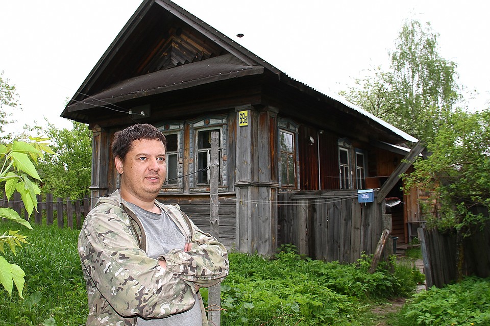 Дача находится в 120 км от Нижнего Новгорода, но Гончуков рад, что она так далеко.