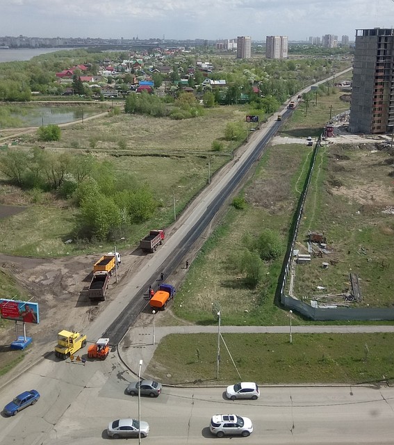 В Омске, наконец, начали ремонт улицы Шаронова