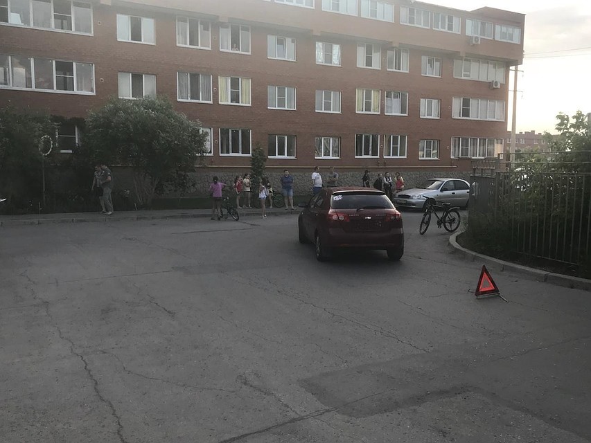ДТП произошло вечером в Лазурном переулке села Подстепки