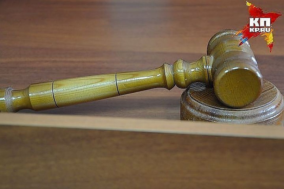Главу кузбасского поселения уволили из-за мужа
