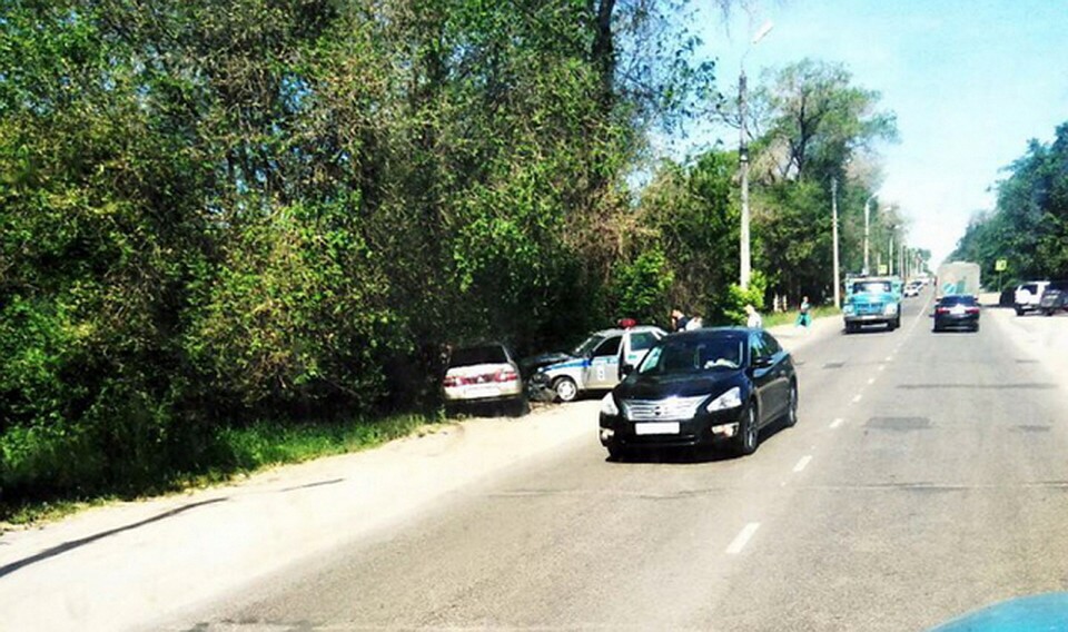 Сейчас полицейские разбираются в обстоятельствах аварии / Фото: КТВ-Луч
