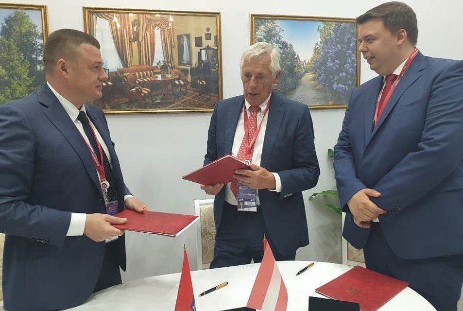 Губернатор Никитин на ПМЭФ-2019