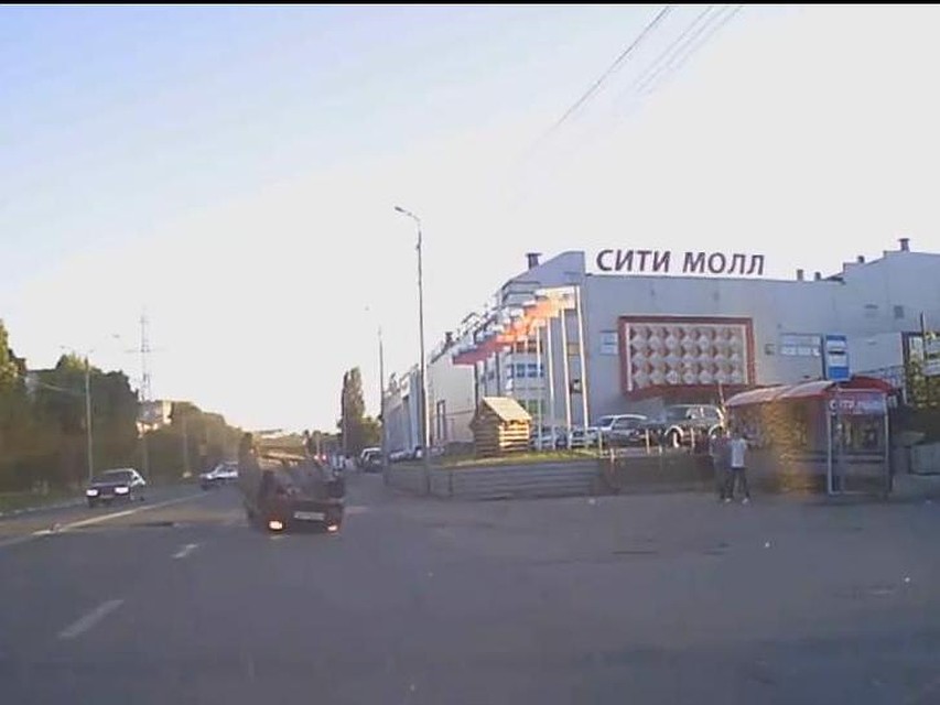 Кадр из видео очевидцы