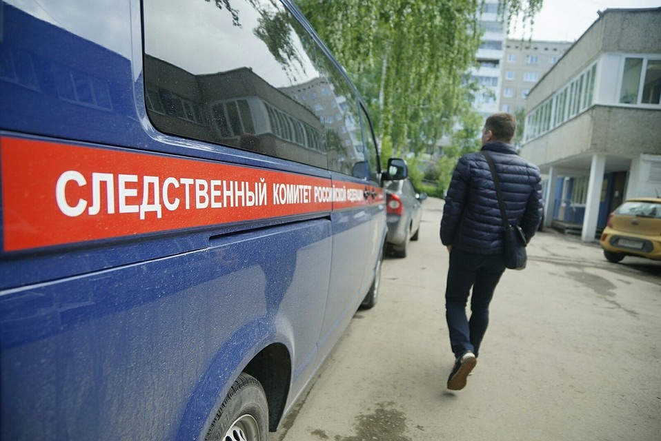 Ее 7-летний сын будет жить с отцом
