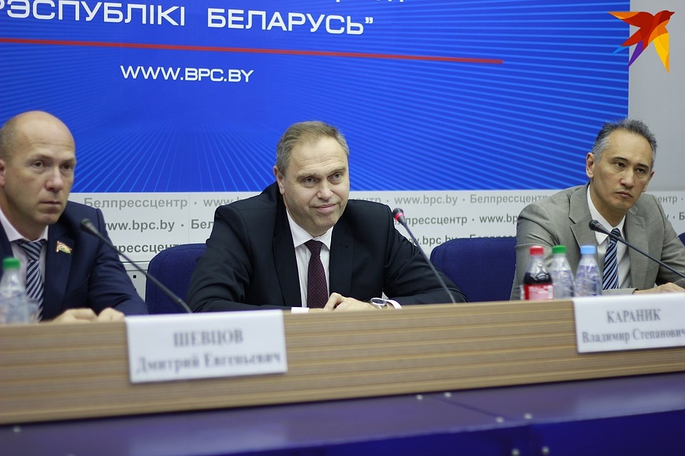 Владимир Караник стал министром здравоохранения 11 июня.