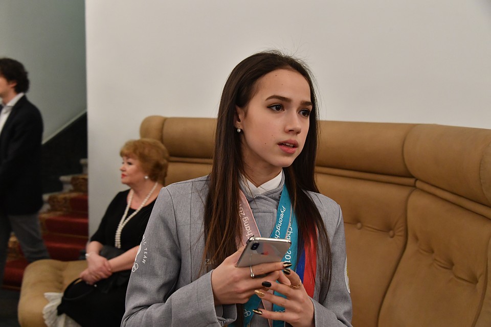 Алина Загитова.