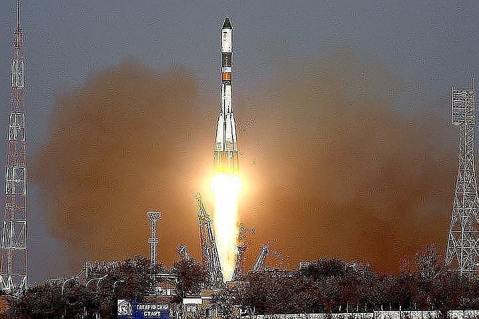 Запуск ракеты "Протон-М" с космическим аппаратом "Спектр-РГ" перенесен. Фото: Олег Урусов/ТАСС