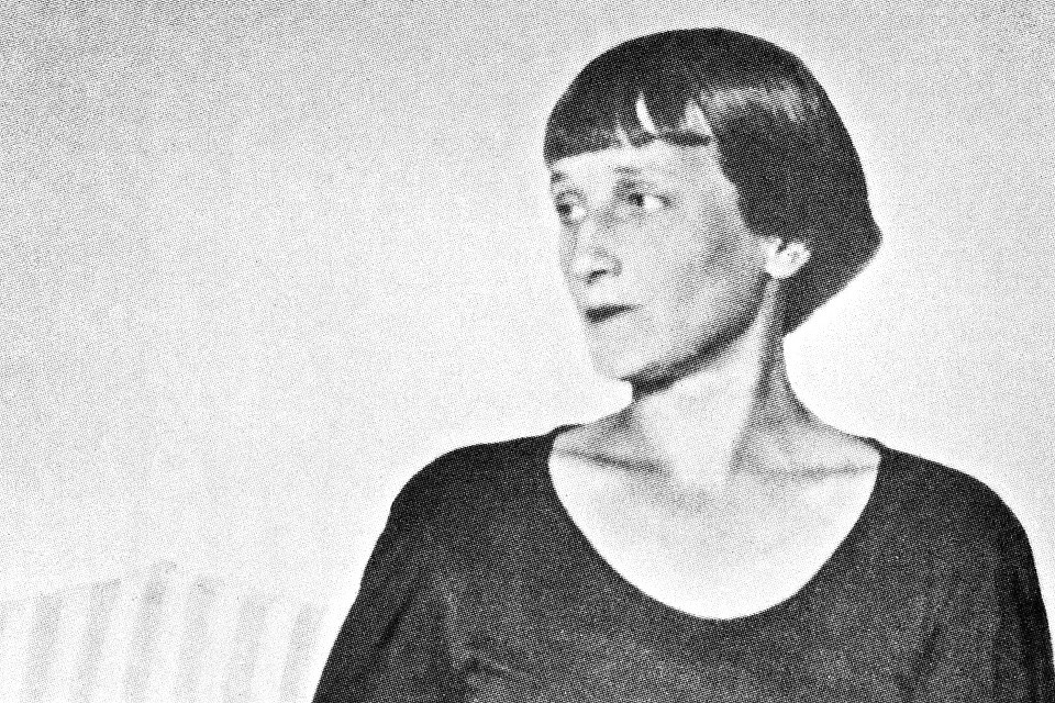 Поэтесса Анна Ахматова в усадьбе Шервинских. Старки, 18 июля 1936 г. Фото Льва Горнунга. Репродукция ИТАР-ТАСС