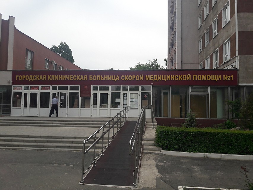 На какое-то время мужчина остался один в палате