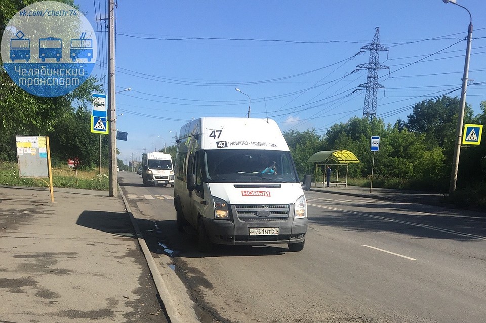 Микроавтобусы ездят по городу без документов. Фото: vk.com/cheltr74