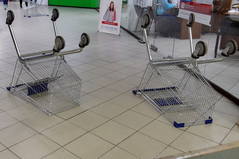 Сургутянка вынесла, не оплатив, из магазина продукты на пять тысяч рублей