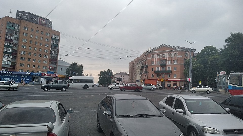 По искам прокурора право на управление транспортными средствами указанных граждан прекращено