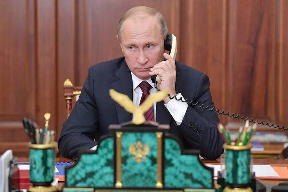 Президент России Владимир Путин провел первый телефонный разговор с новым украинским коллегой Владимиром Зеленским. Фото: Алексей Дружинин/пресс-служба президента РФ/ТАСС