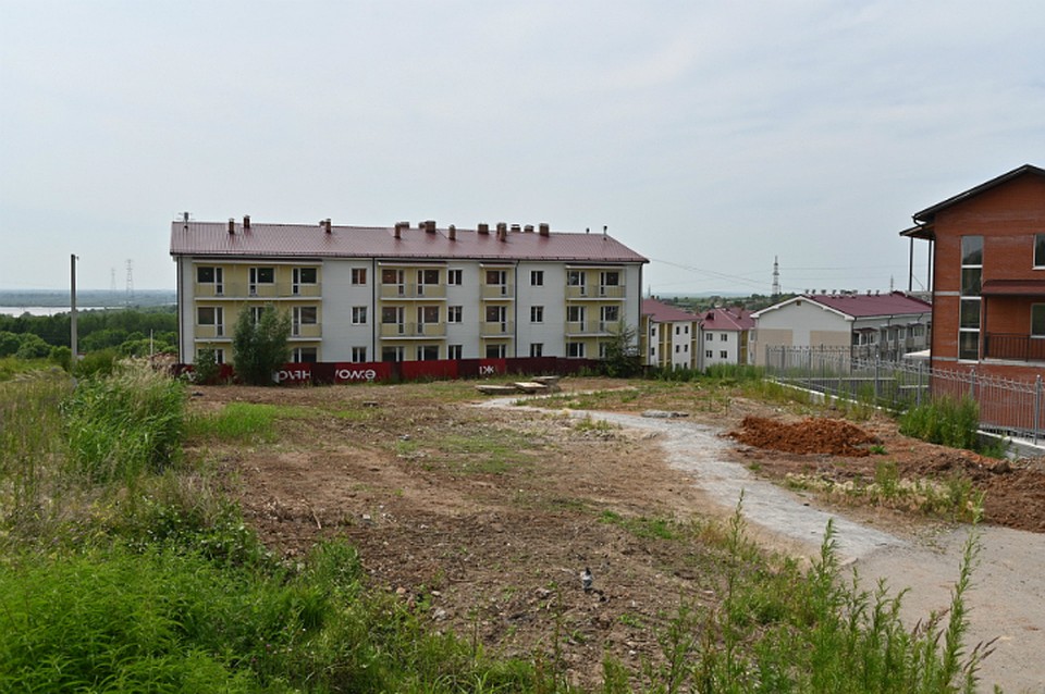Проблемные новостройки в Хабаровске посетил глава региона