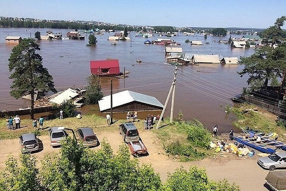 В зоне наводнения оказалось около 100 населенных пунктов