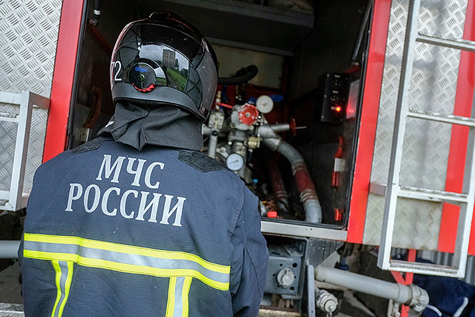 По одной из версий, причиной возгорания могло стать замыкание в электропроводке
