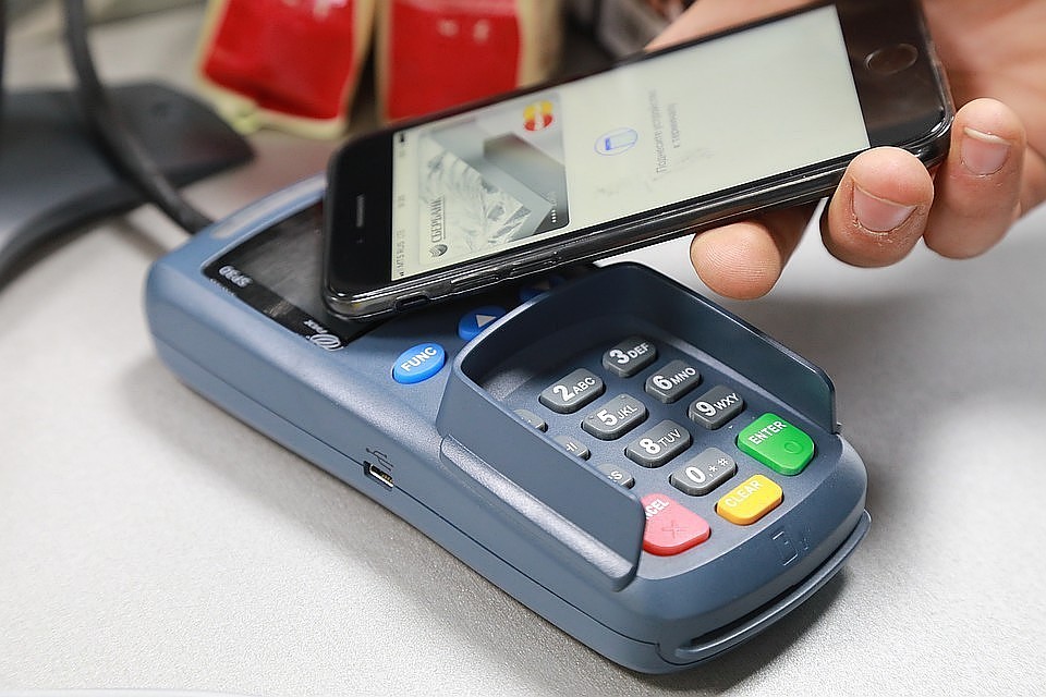 Visa и MasterCard останутся работать в России.