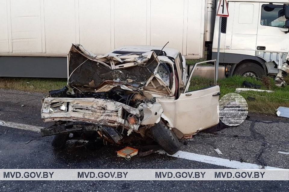 В аварии погиб водитель легковушки. Фото: МВД.