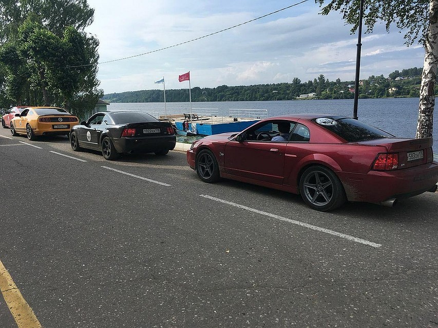 Автопробег проходит каждый год Фото: из архива roadshow.mustangclub.ru