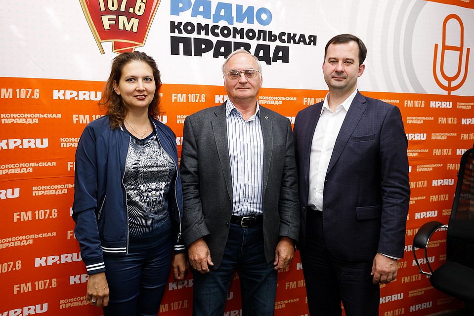 Директор НИИ проблем экологии Ольга Плямина, руководитель проекта общественной экологической организации "Зеленый крест" Владимир Леонов, первый заместитель генерального директора по развитию ФГУП "РосРАО"