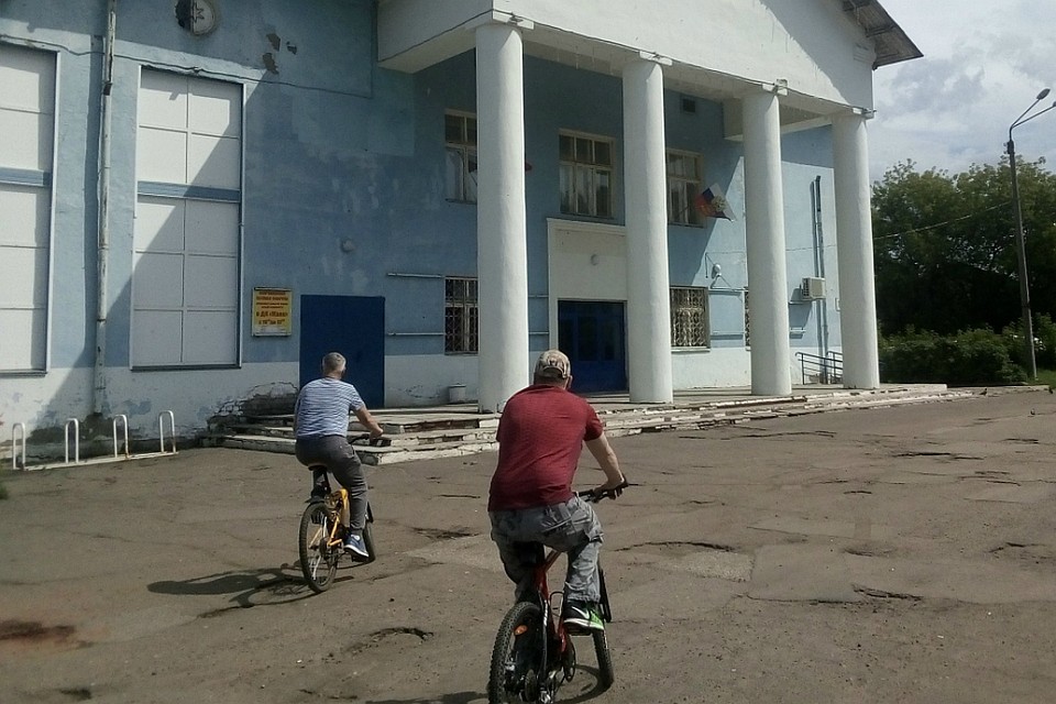ДК «Маяк» мог бы стать одним из самых перспективных в Кирове, вот только ремонт в нем не проводился десятилетиями. Фото: администрация города Кирова