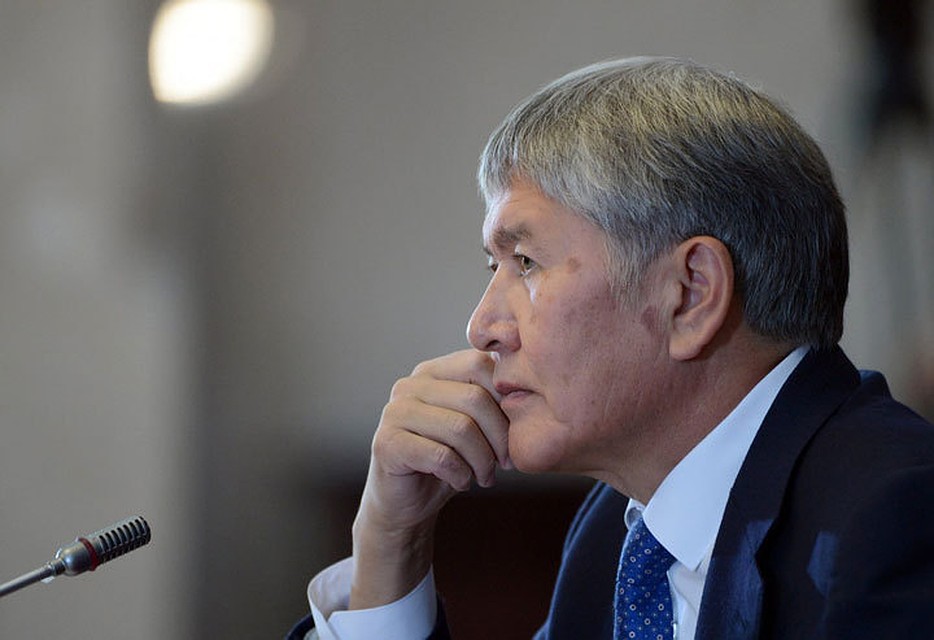 Атамбаев придумал, как ответить на вопросы следствия, не нарушая закона.