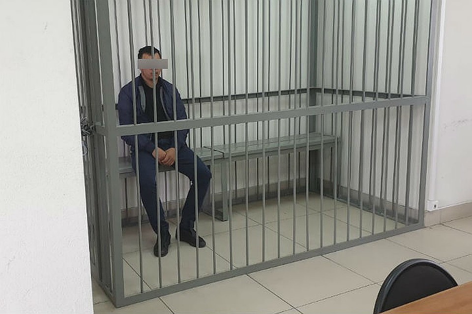 Водителя, насмерть сбившего на Мерседесе 17-летнего школьника в Иркутске, осудили на 4 года.
