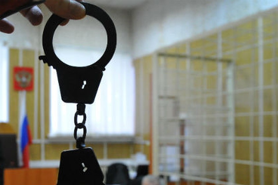 Омич дважды продал машину своей знакомой и сел в тюрьму