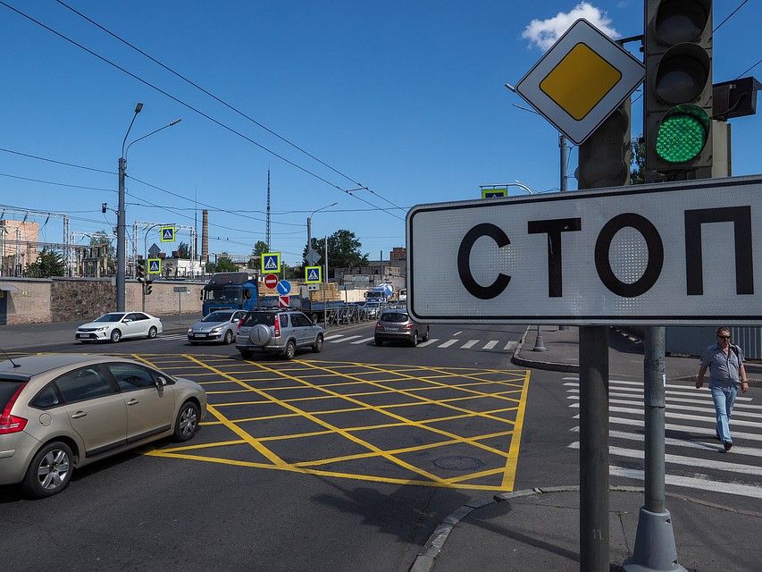 В Омске из-за Дня города в центре изменят работу светофоров