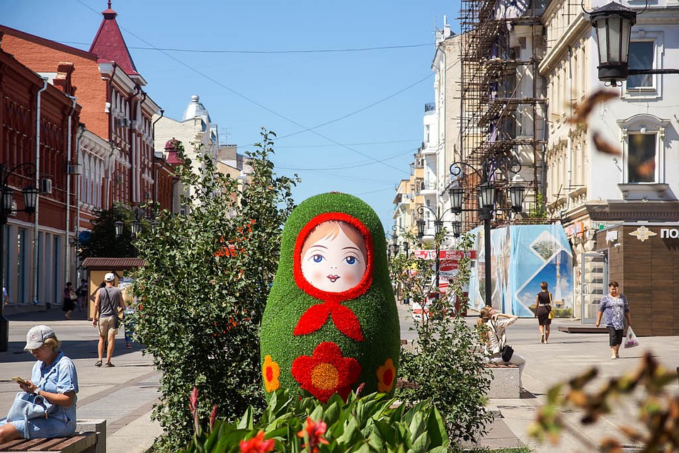 Работы по благоустройству не прекращаются в городе