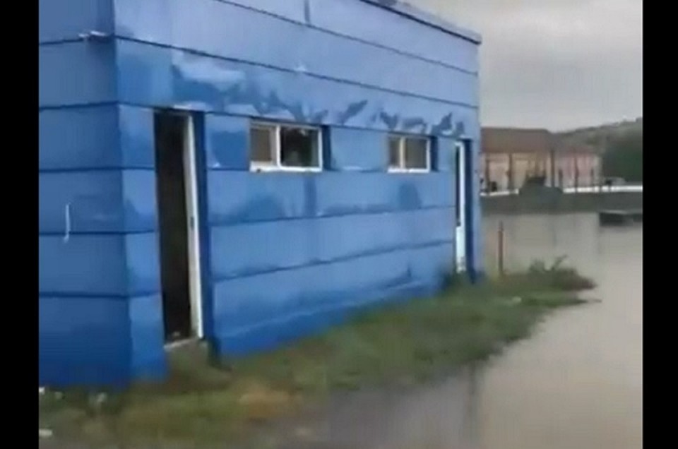 В Чадыр-Лунге затоплен стадион. Фото: скриншот видео