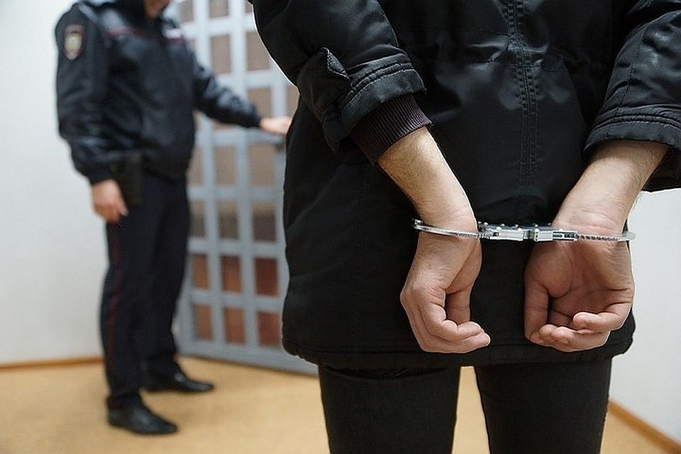 В настоящее время злоумышленник задержан по статье 115 ч.1 "Нанесение телесных повреждений"