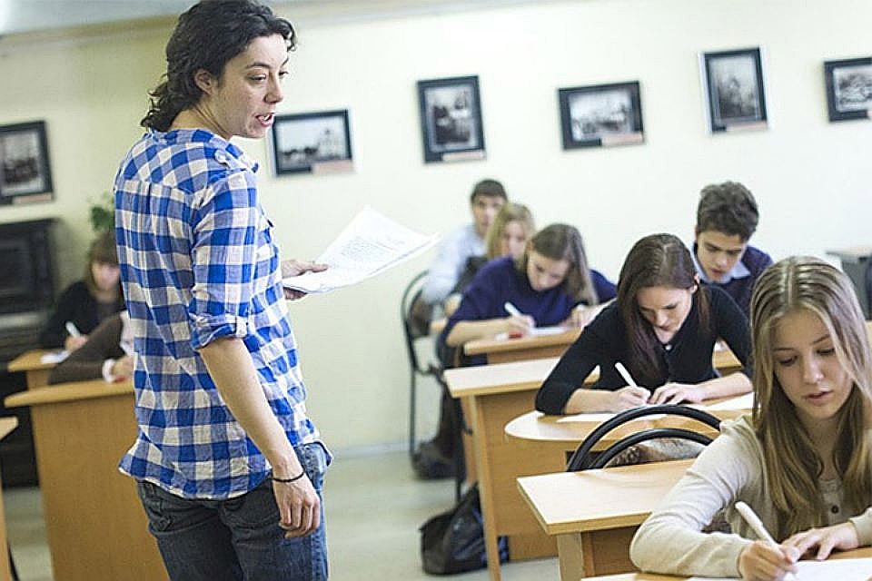 Власти Латвии осуществят перевод всех средних школ на госязык.