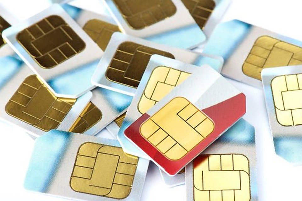 Литва может отказаться от обычных SIM-карт. Фото: с сайта bbc.com