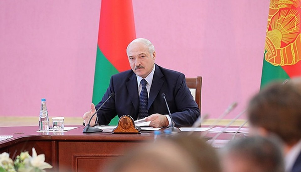 Президент приехал, чтобы оценить, как выполнено его поручение - "довести юго-восточный регион до приличного уровня". Фото: пресс-служба президента