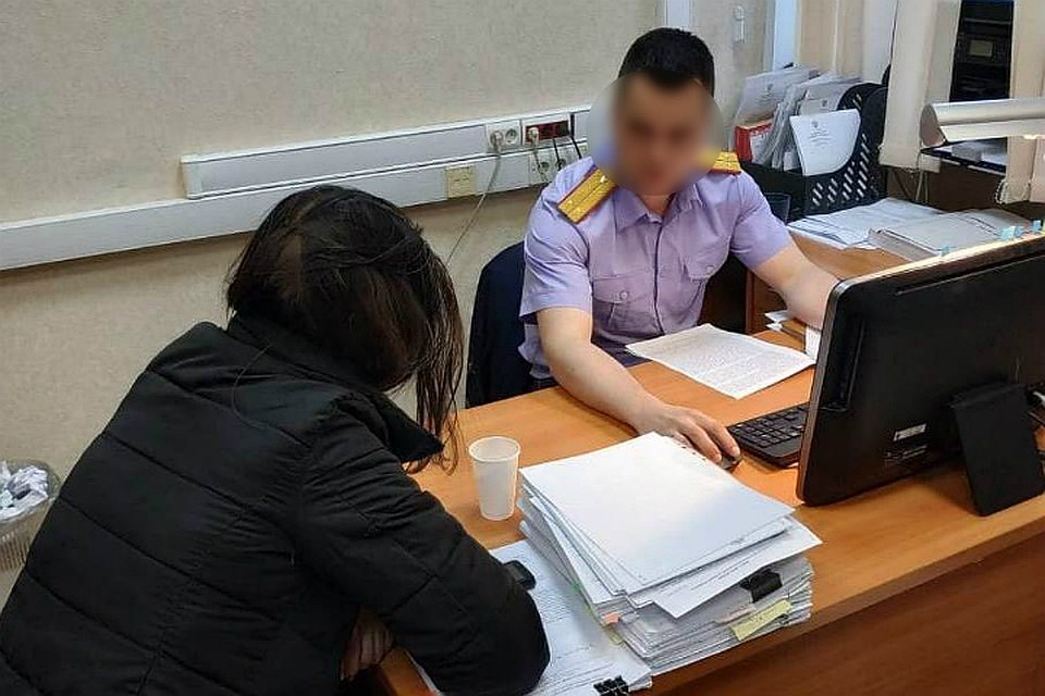 Во время допроса мать призналась в убийстве своего сына. Фото: СУ СКР по Кировской области