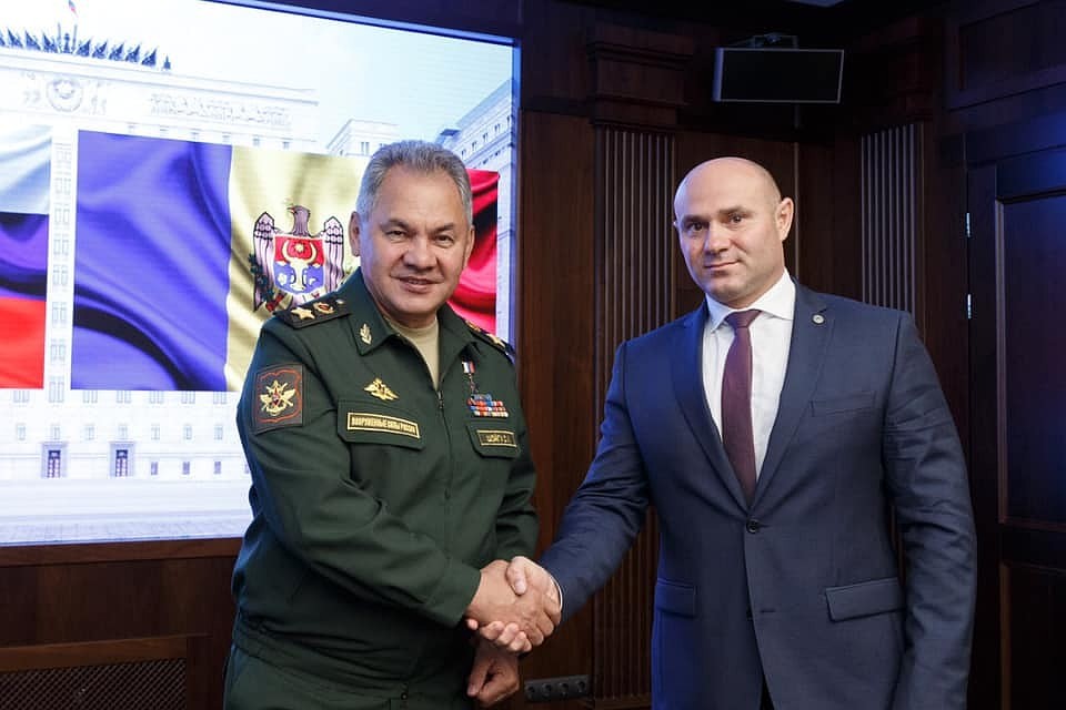 Министр обороны Молдовы пригласил Сергея Шойгу посетить с визитом нашу страну