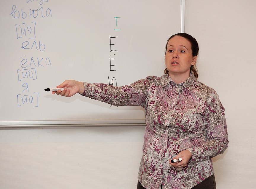 Области как всегда не хватает учителей