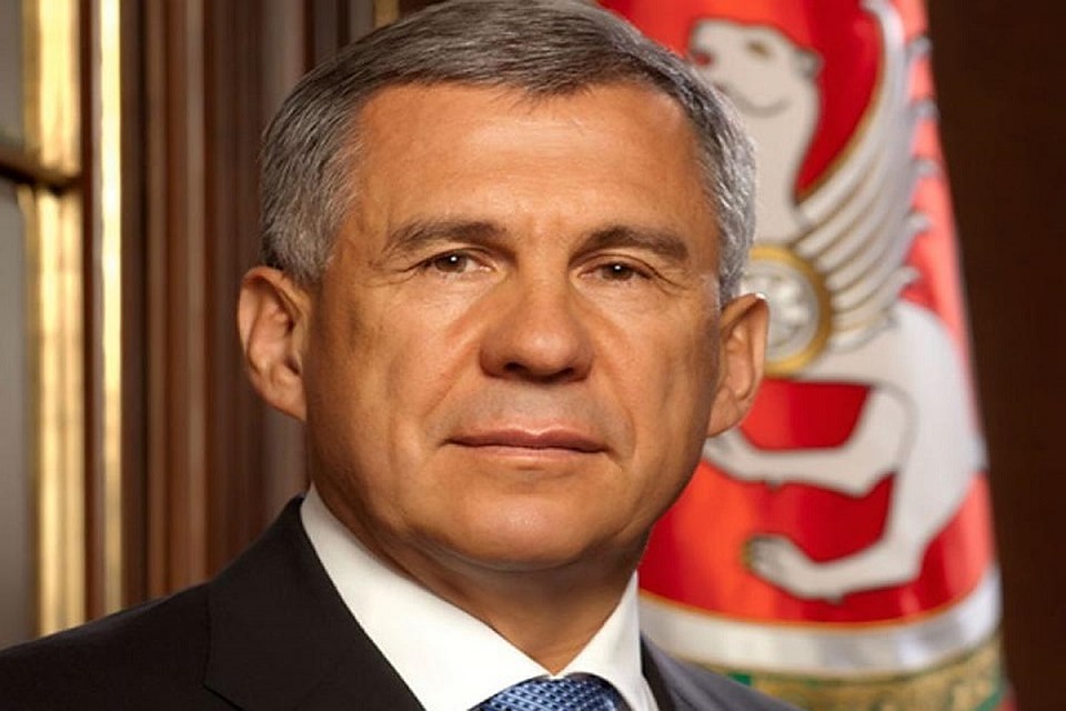 Рустам Минниханов поздравил всех с 1 сентября