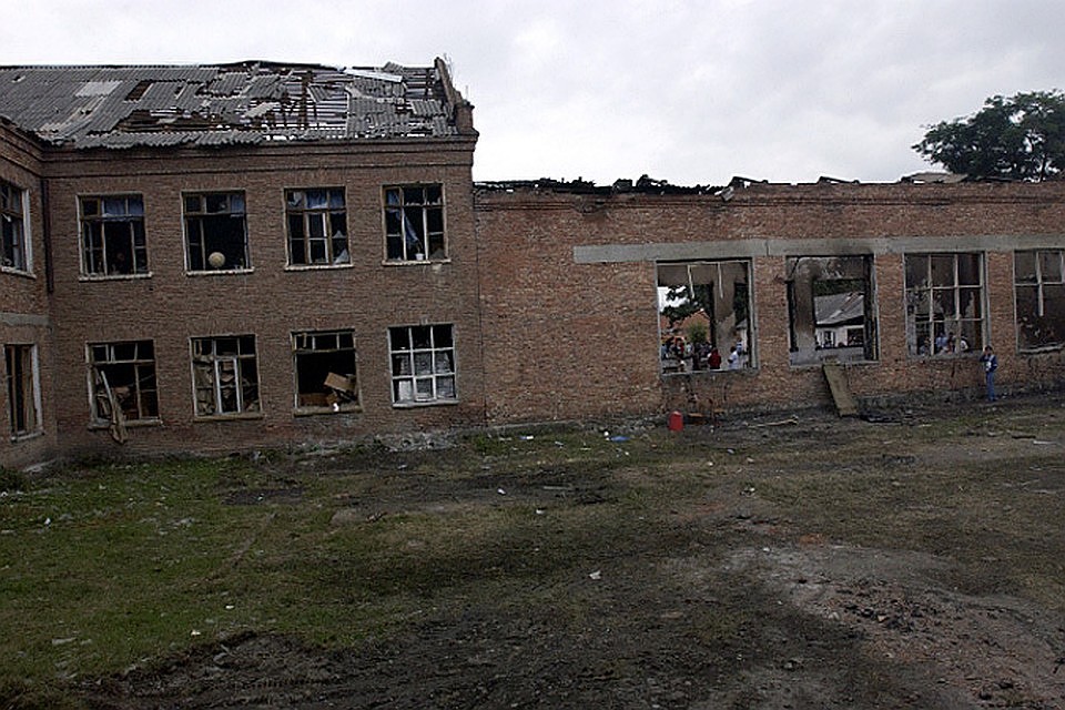 После трагедии в 2004 году в Беслане больше не существует первой школы