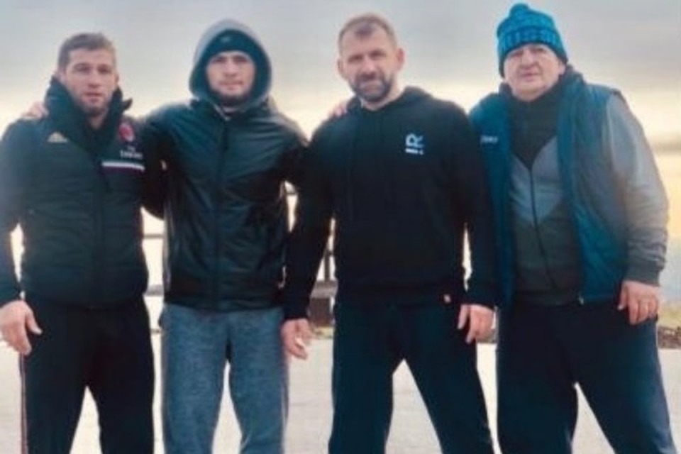 Блогер-миллиардер из списка "Forbes" сочинил рэп-хит для Нурмагомедова