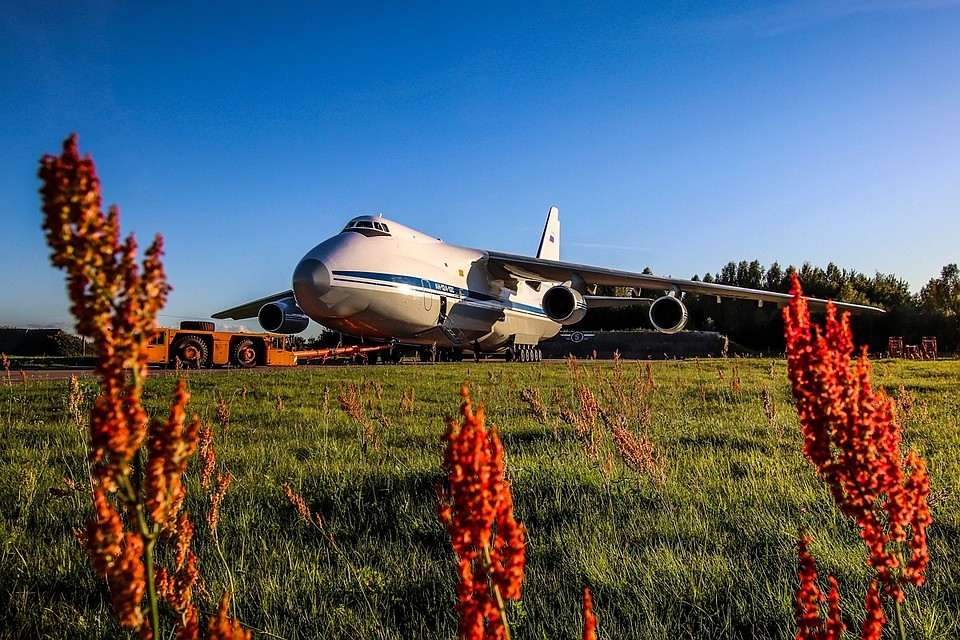 АН-24-100 "Руслан". Фото: VK/Аэродром Мигалово