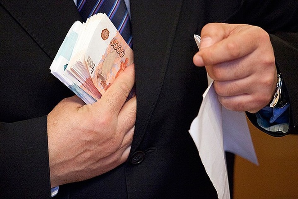 Два кубанских депутата потеряли кресла за нарушение антикоррупционного законодательства
