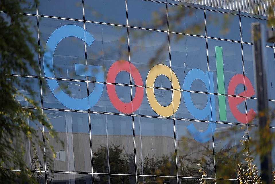 Google оплатил штраф на 700 тысяч рублей, выписанный Роскомнадзором в июле