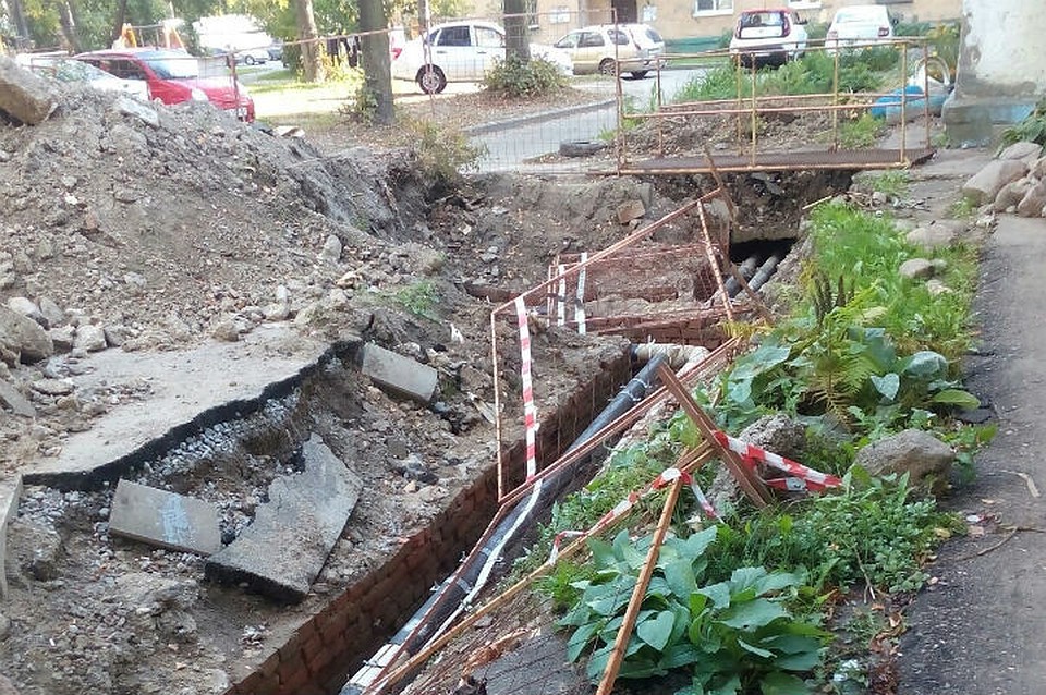Ярославцы просят завершить ремонт на Автозаводской улице. Фото: localpetition.ru