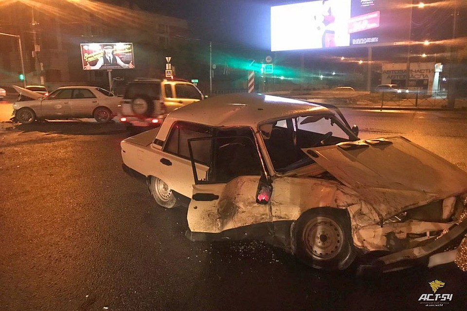 В аварии пострадала пассажирка "Жигулей".