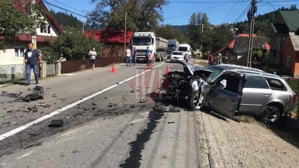 Автобус с молдавскими туристами попал в аварию в Румынии: есть жертвы
