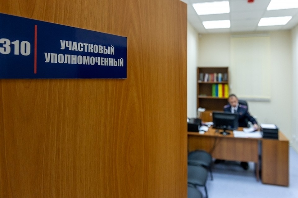 Проводил до дома и силой забрал серьги несерьезный ухажер в Хабаровском крае