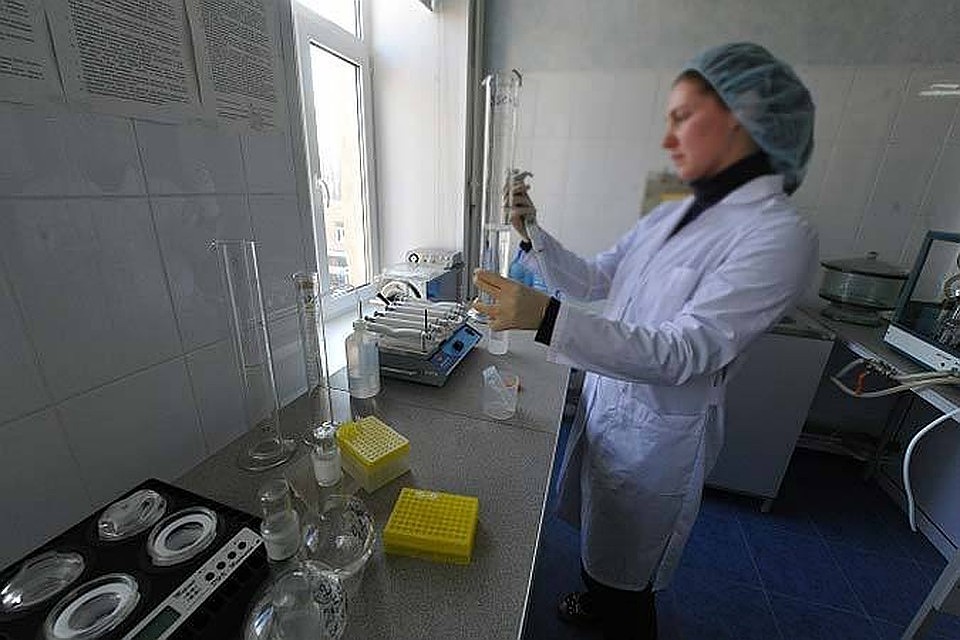 Вакцины для профилактики от этого вируса нет.